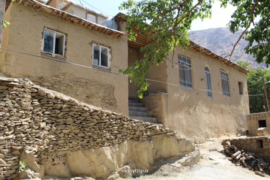 ابلاغ مراتب ثبت ملی ۱۷ اثر فرهنگی تاریخی به استاندار كردستان