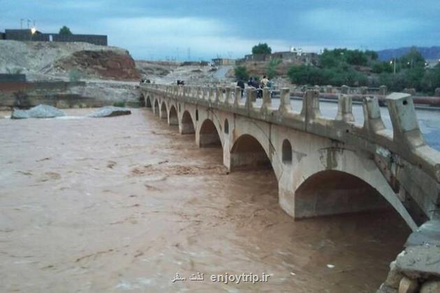 از این پل ثبت ملی فقط چهار پایه باقی مانده!