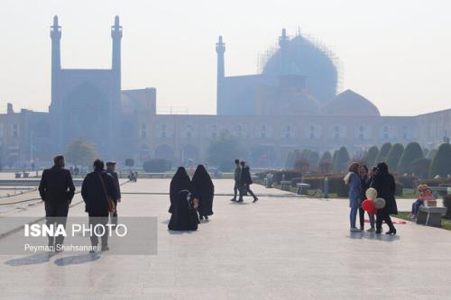 تأثیر آلاینده ها بر میراث معماری اصفهان