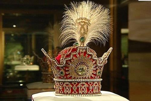 جواهرات سلطنتی از قاجار تا پهلوی
