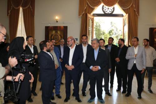 رییس بنیاد مستضعفان از موزه هنر ایران دیدن کرد