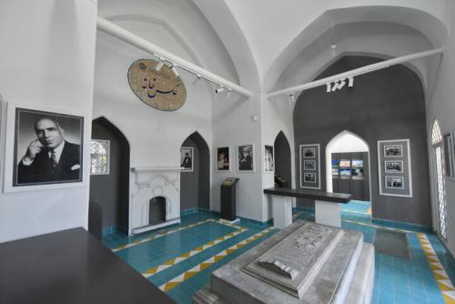 گنجی بر سینه خاک موزه ای زنده در دل تخت فولاد