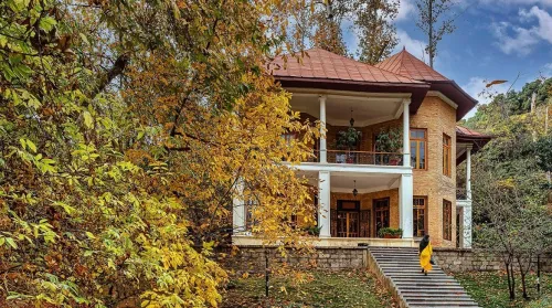 پاییز در باغ موزه های تهران