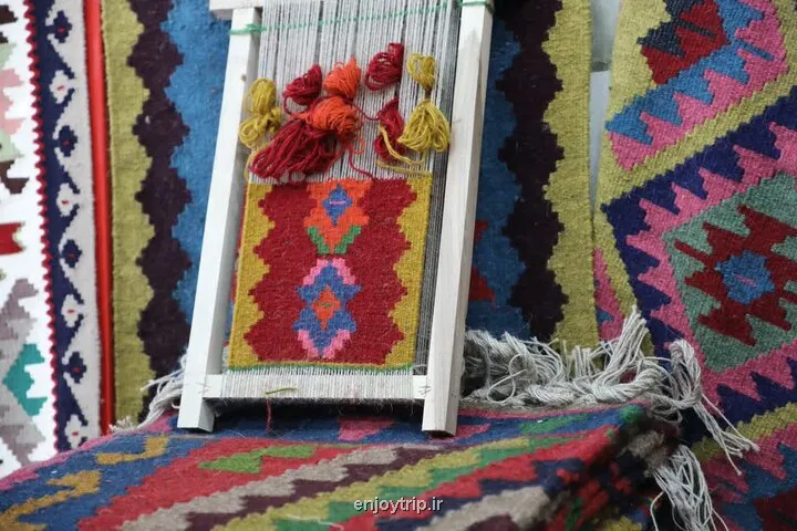 شهر ملی گلیم ورنی عنبران و چشم انداز جهانی شدن آن