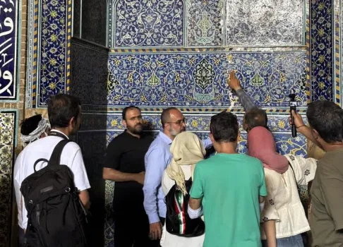 ترک های مسجد جامع عباسی و هشدارجهانی داستانی از زخم جنگ بر میراث اصفهان