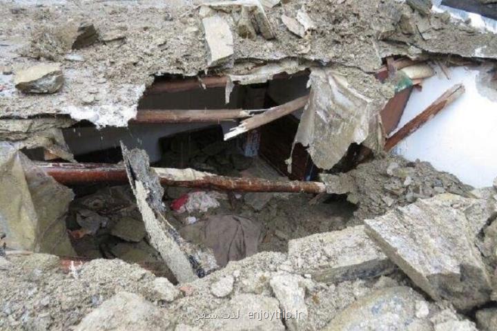 سقف یك خانه تاریخی در چهارباغ اصفهان فروریخت و ۲ نفر زیر آوار ماندند