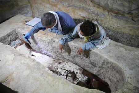 كشف دالان مخفی در كارگاه مومیایی مصریان باستان